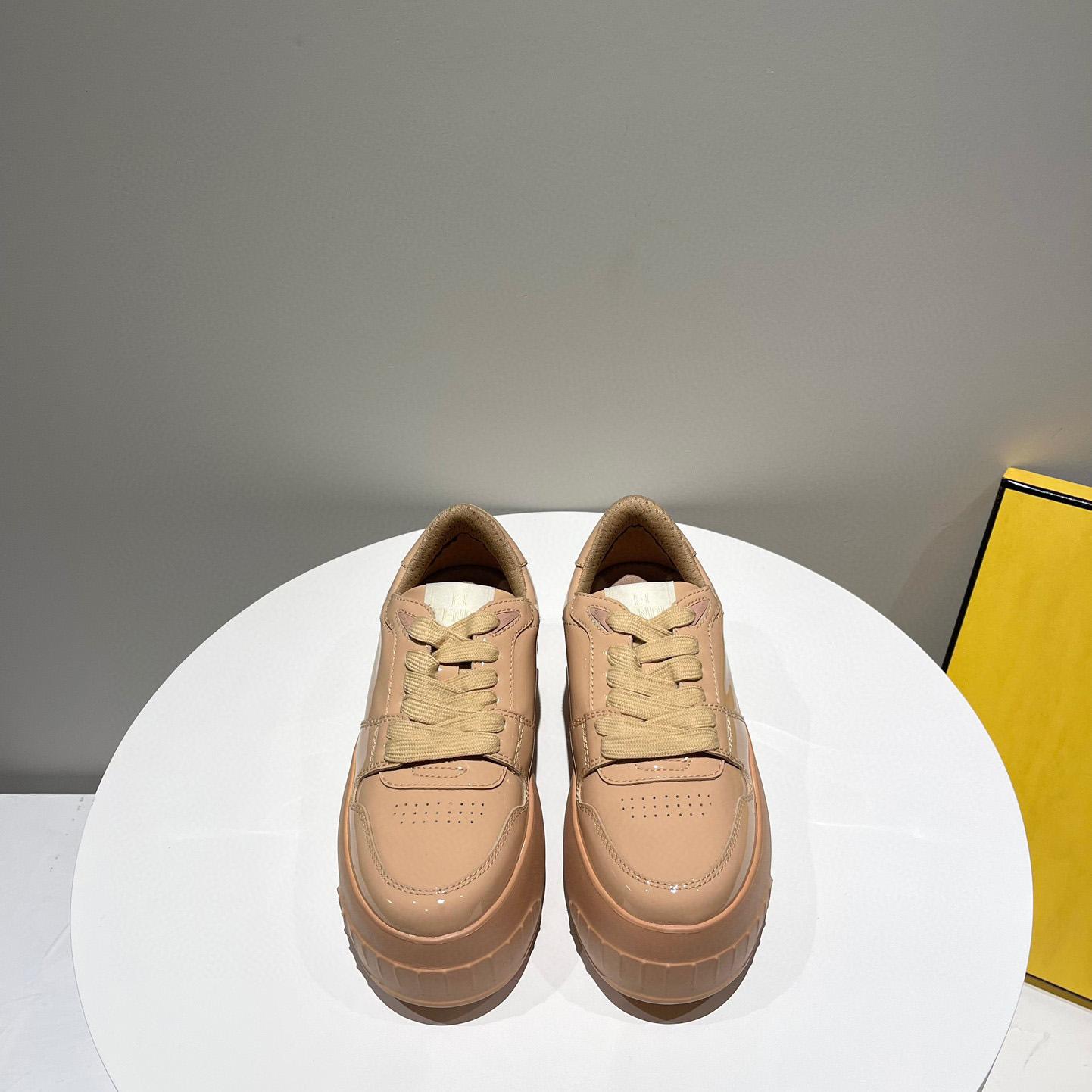Fendi Fashion Show Beige Leather Low-Tops Sneaker  - PerfectKickZ