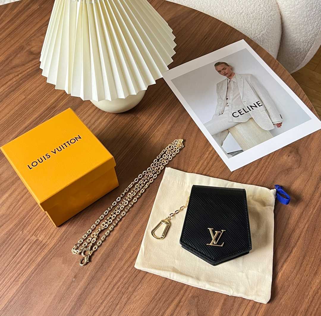 Louis Vuitton Key Bell XL   M22368 - PerfectKickZ