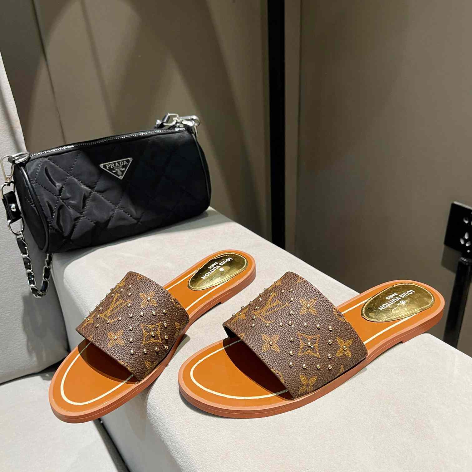 Louis Vuitton Lock It Flat Mule       1AAZYR - PerfectKickZ