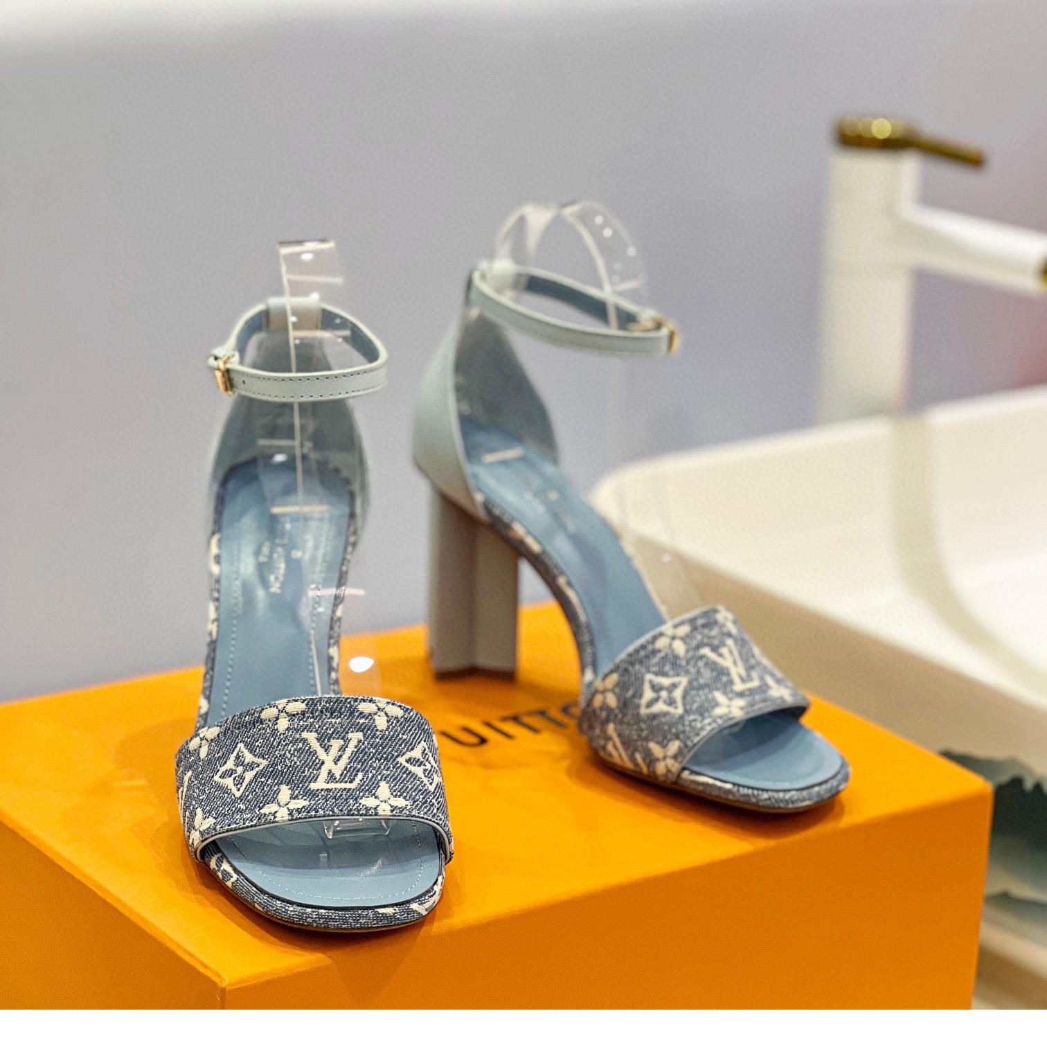 Louis Vuitton Silhouette Sandal     1AAZT5 - PerfectKickZ