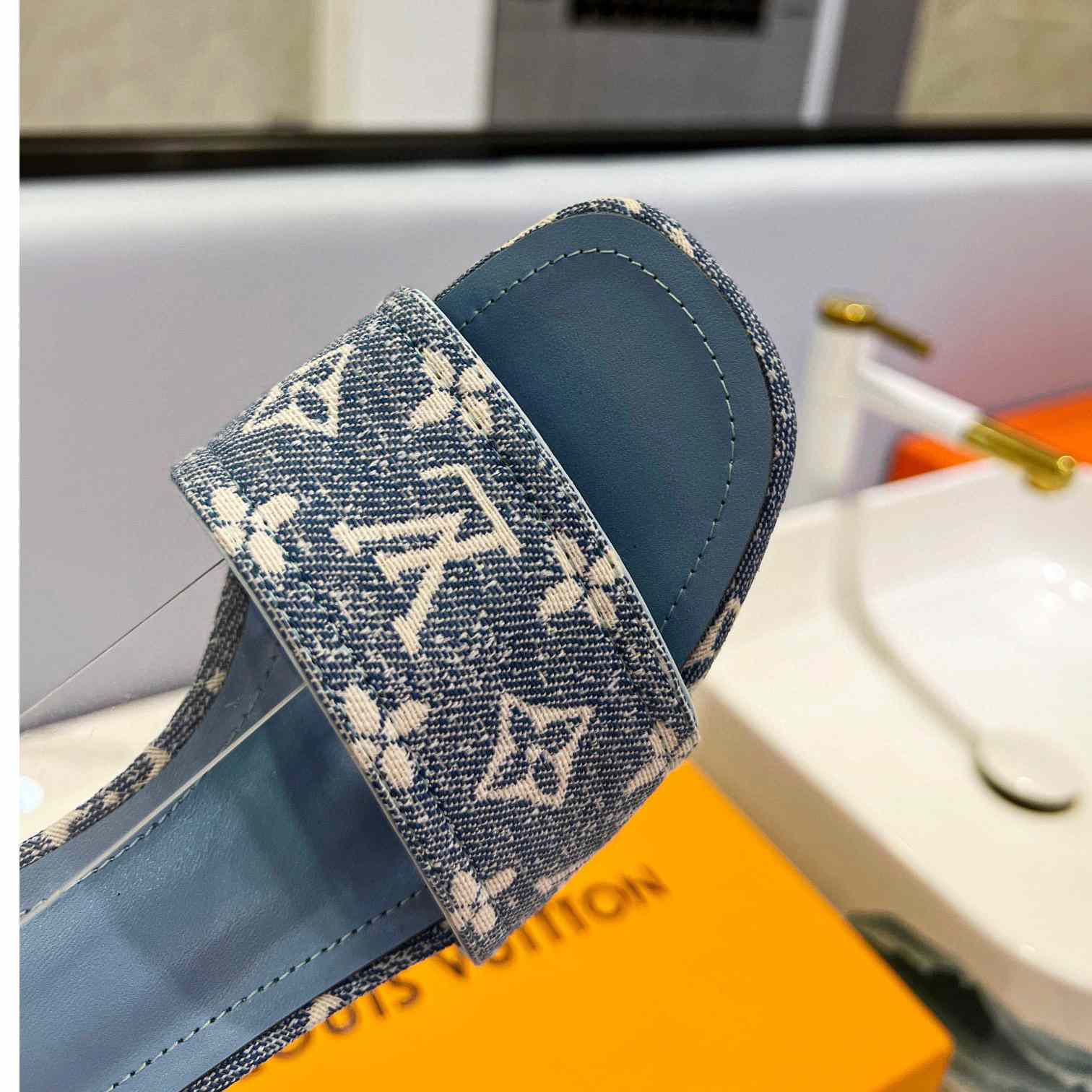 Louis Vuitton Silhouette Sandal     1AAZT5 - PerfectKickZ