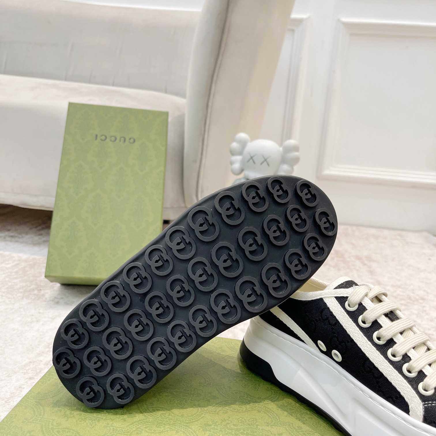 Gucci Women's GG Sneaker - PerfectKickZ