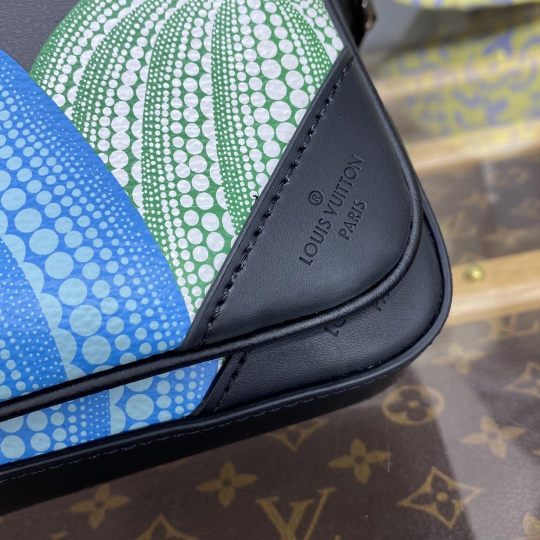 Louis Vuitton LV x YK Trio Messenger (25 x 18.5 x 7cm)   M46435 - PerfectKickZ