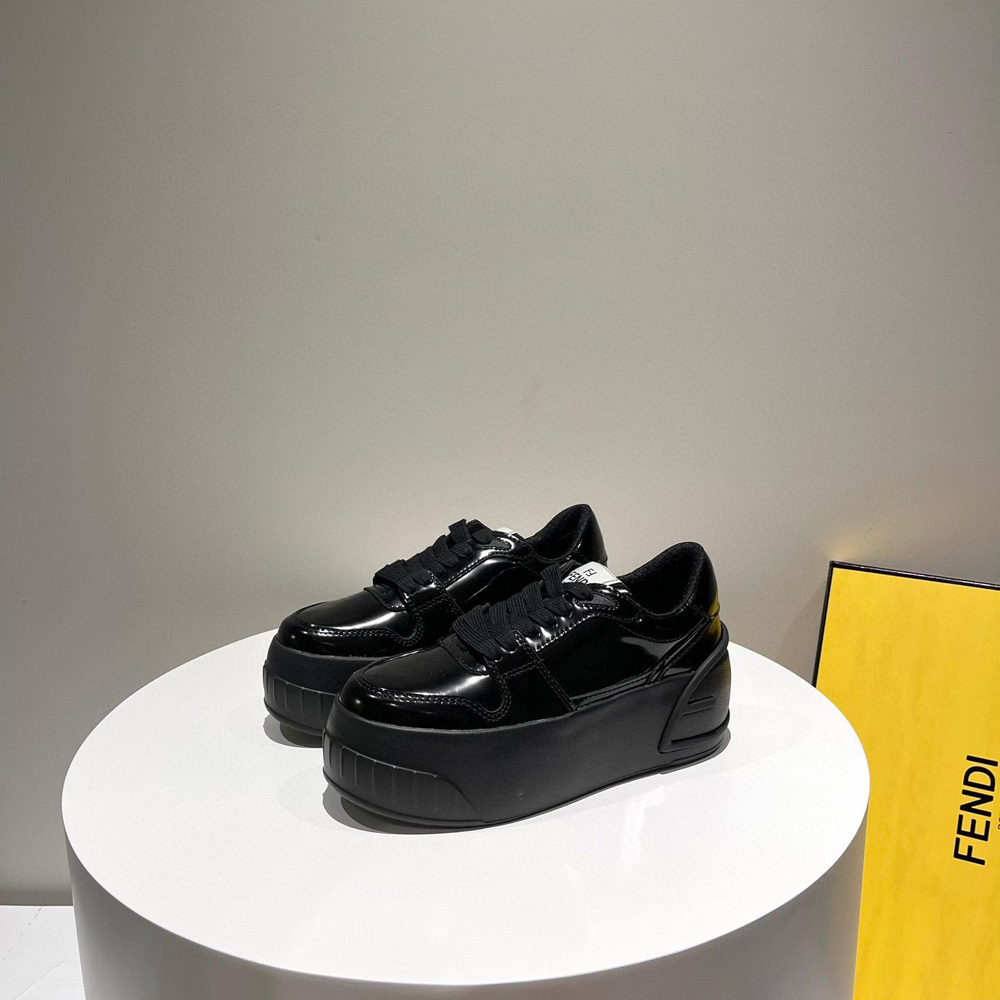 Fendi Fashion Show Black Leather Low-Tops Sneaker  - PerfectKickZ