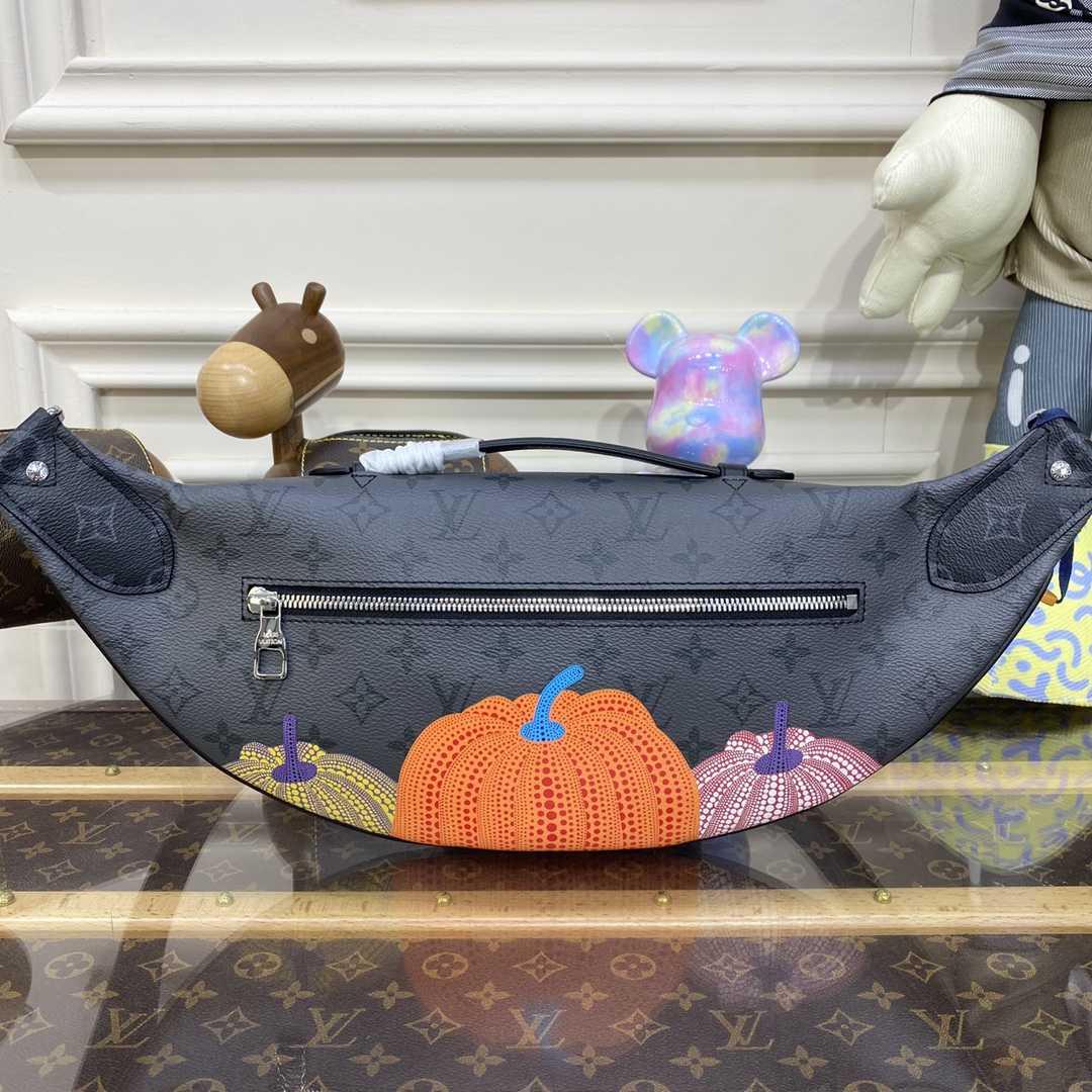 Louis Vuitton LV x YK Maxi Bumbag (47-20-9cm)   M46436 - PerfectKickZ