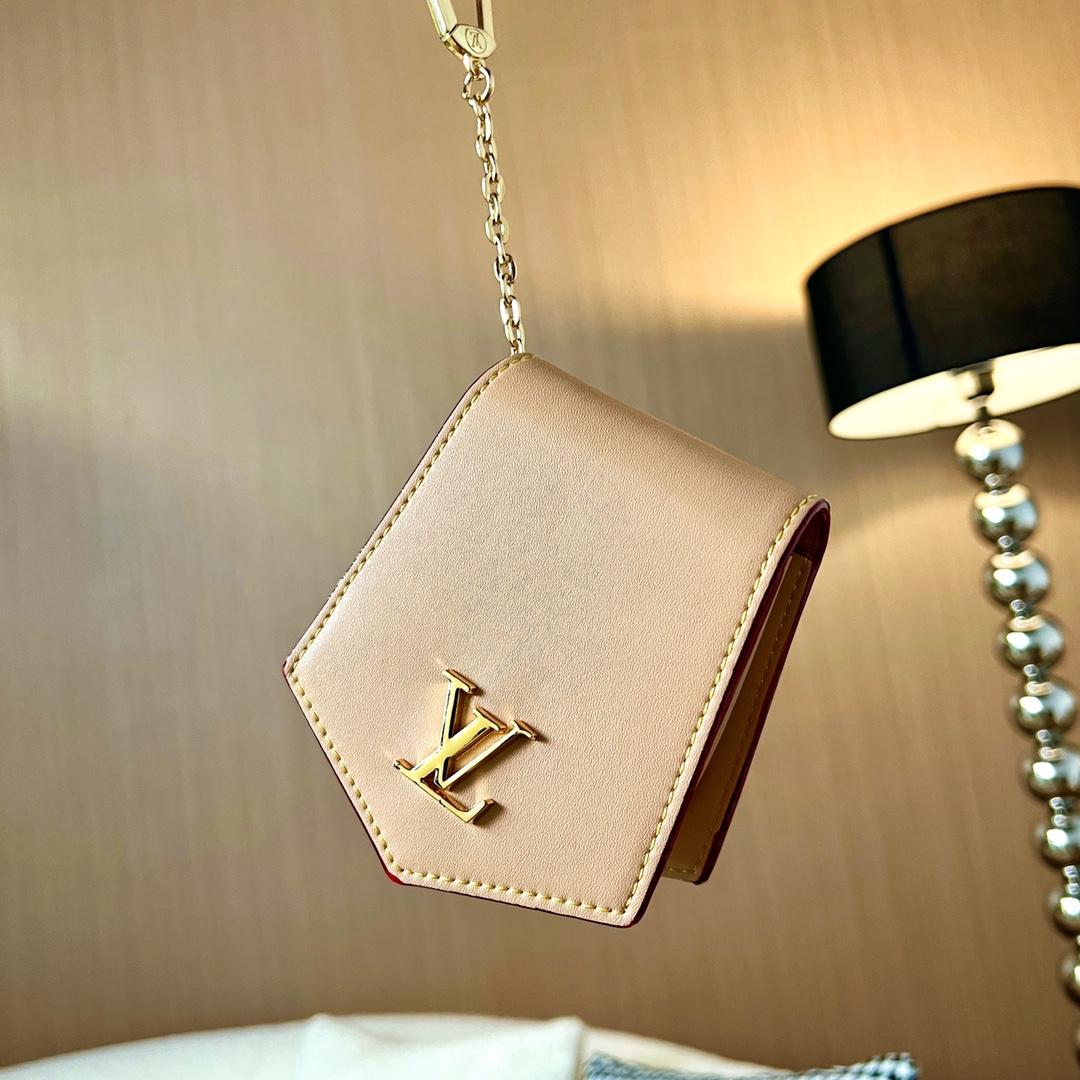 Louis Vuitton Key Bell XL   M22368 - PerfectKickZ