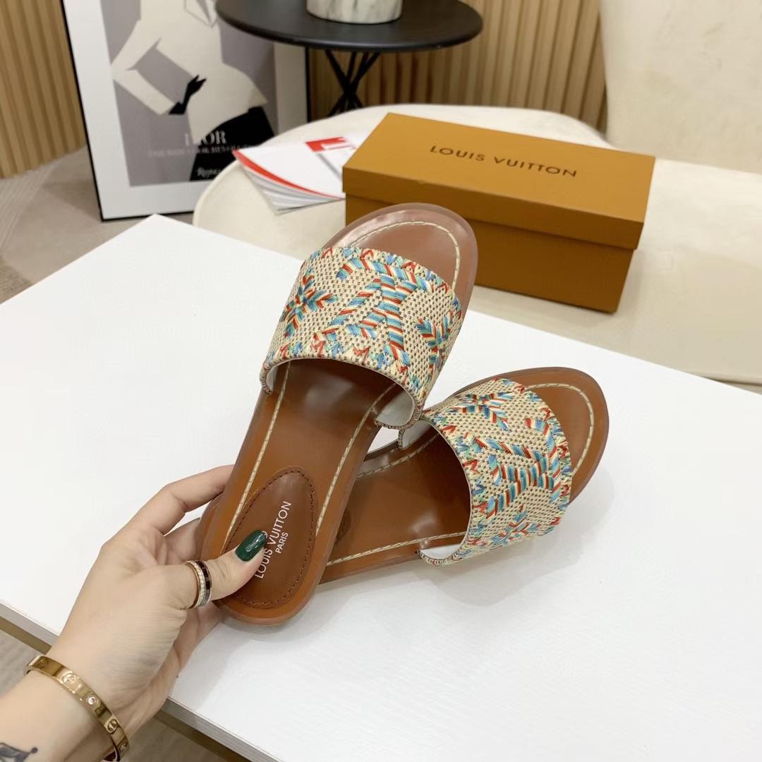 Louis Vuitton Lock It Flat Mule - PerfectKickZ
