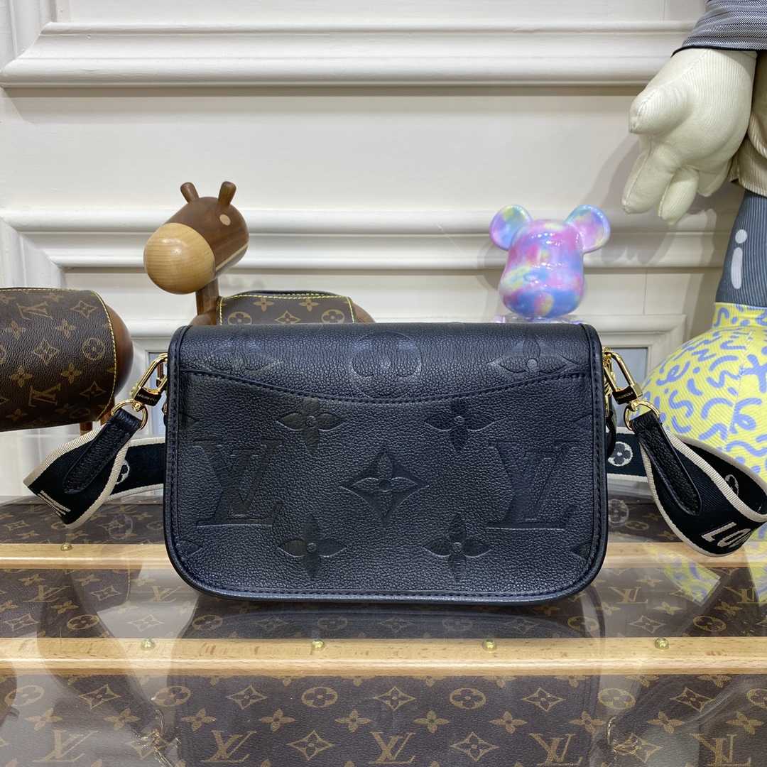 Louis Vuitton Diane (23 x 16 x 8.5cm)  M46386 - PerfectKickZ