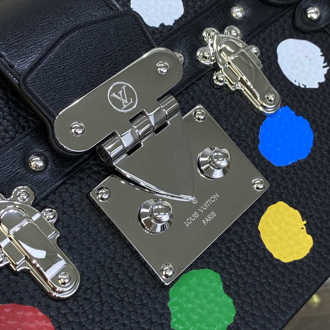 Louis Vuitton LV x YK Petite Malle (19.5*5*12.5CM)   M21621 - PerfectKickZ