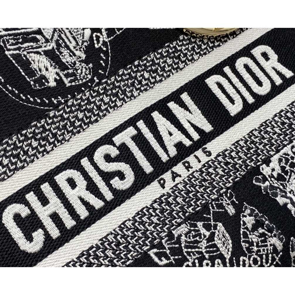 Dior Medium Lady D-lite Bag - PerfectKickZ