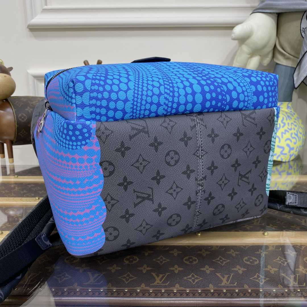 Louis Vuitton LV x YK Discovery Backpack (30*40*20cm)    M46440 - PerfectKickZ