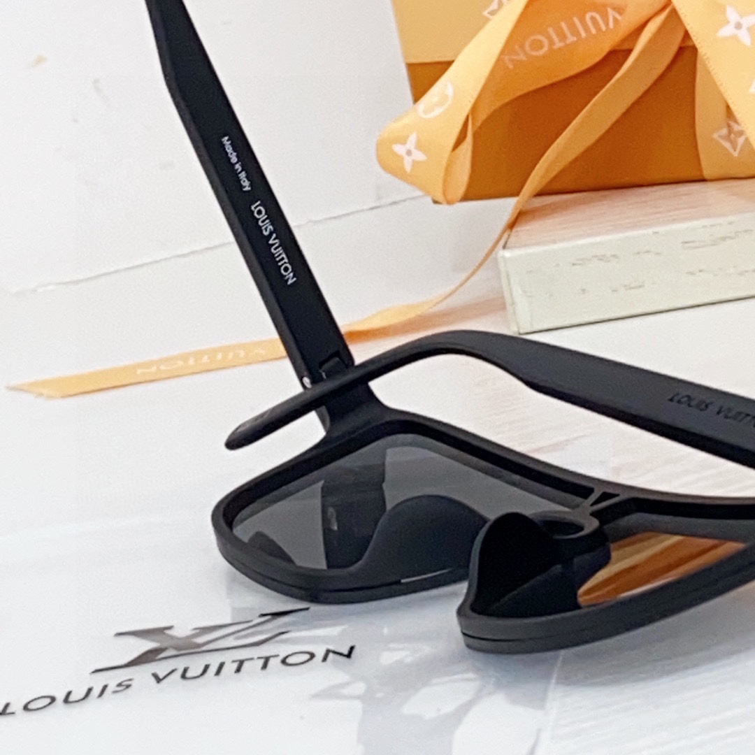 Louis Vuitton LV Waimea Sunglasses   Z1082 - PerfectKickZ
