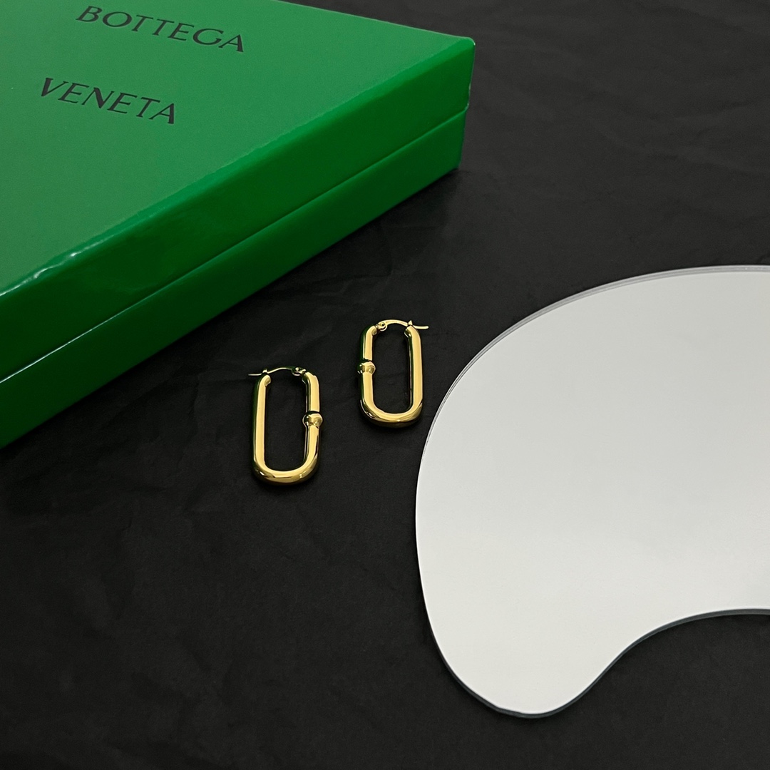 Bottega Veneta Chains Hoop Earrings - PerfectKickZ