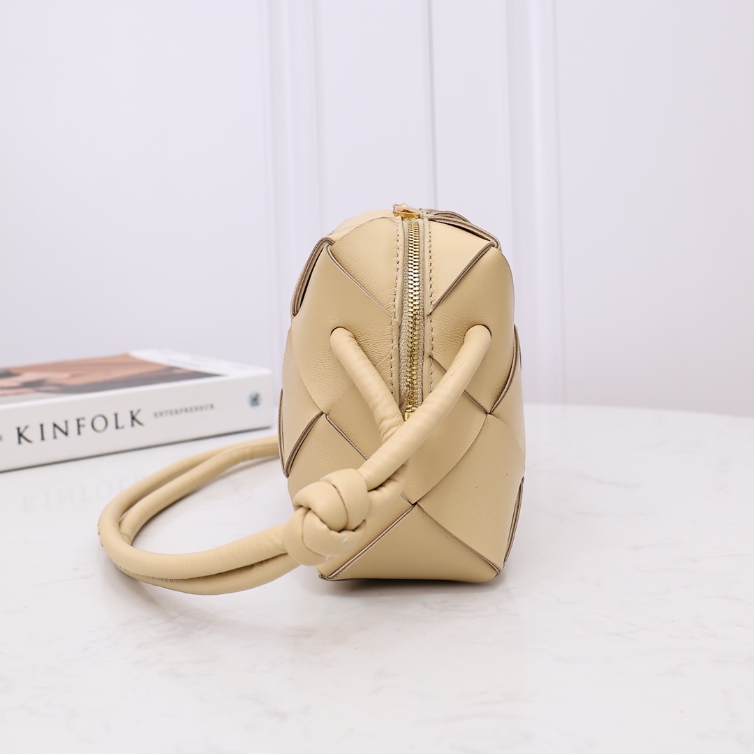 Bottega Veneta Small Cassette Camera Bag - PerfectKickZ