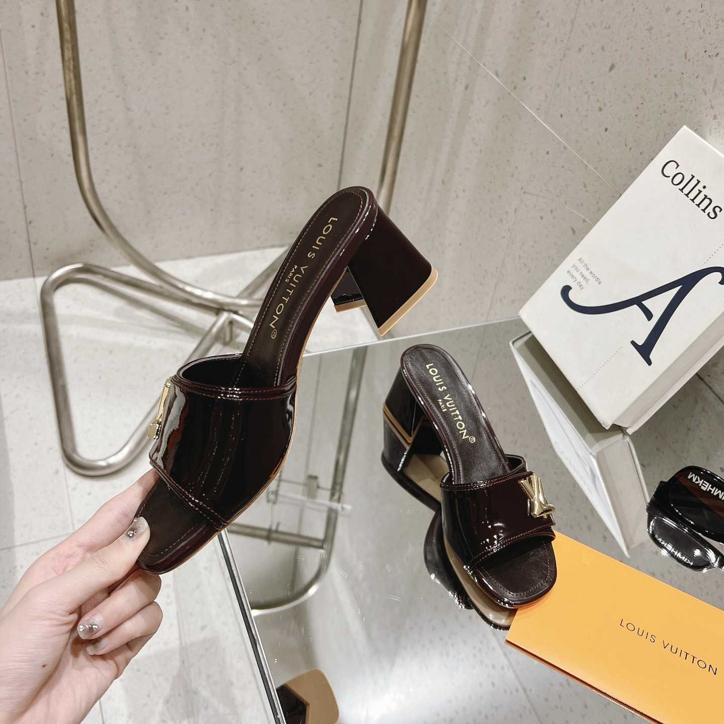 Louis Vuitton Shake Mule   1ABIDW - PerfectKickZ