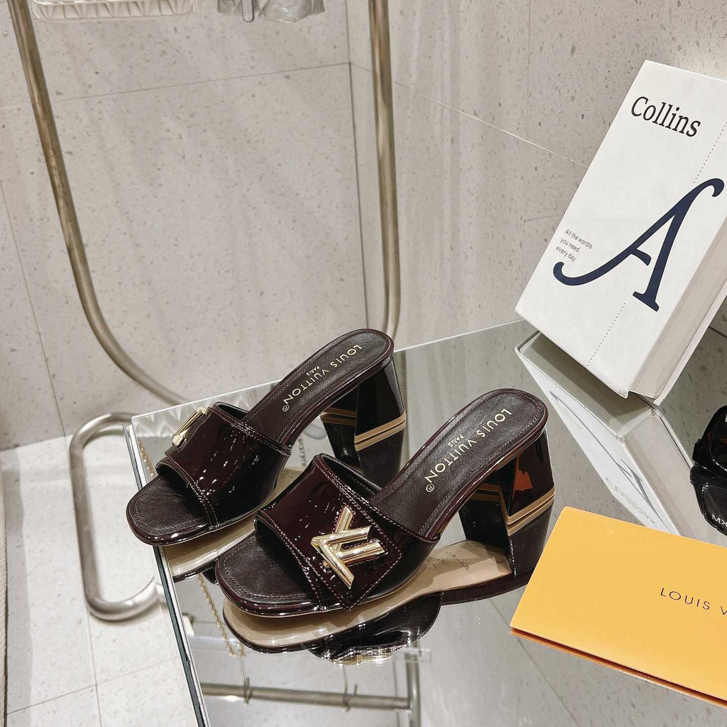 Louis Vuitton Shake Mule   1ABIDW - PerfectKickZ