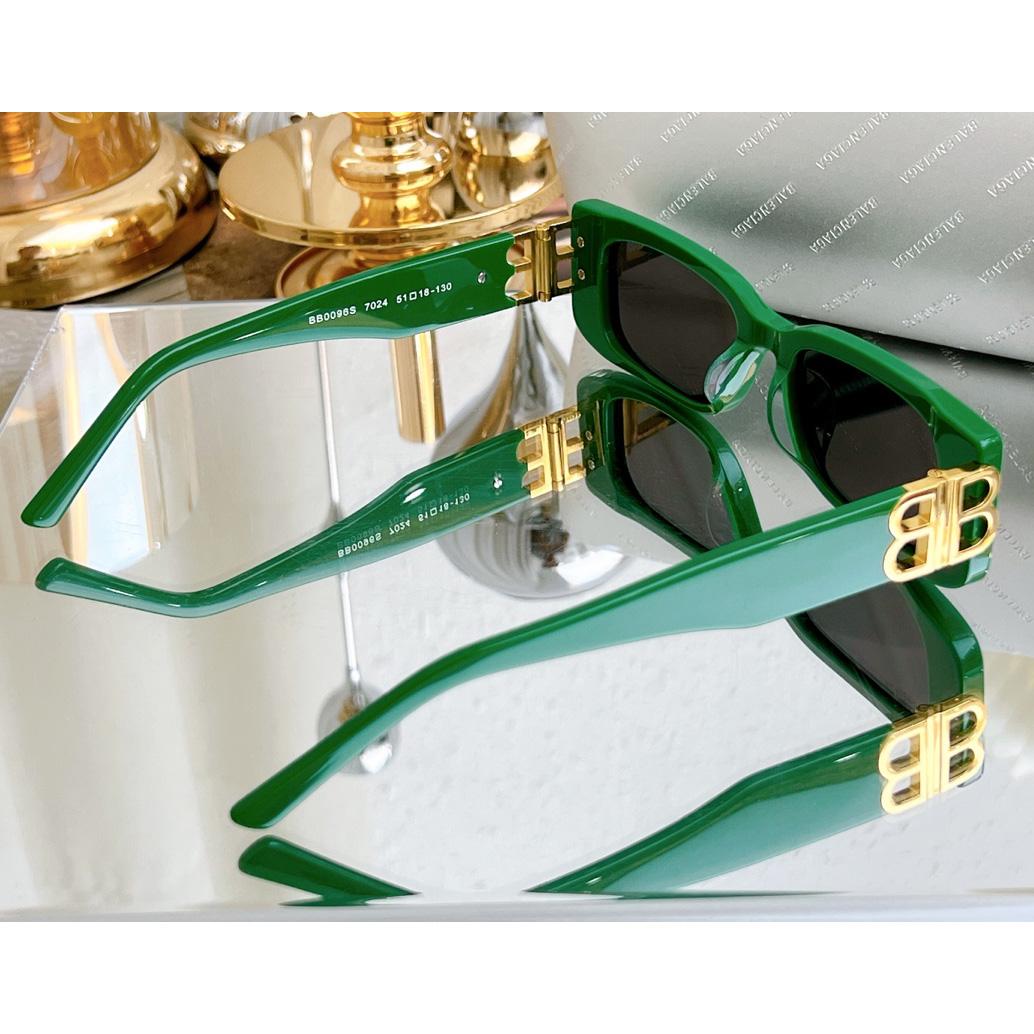 Balenciaga Dynasty Rectangle Sunglasses In Green    bb0096 - PerfectKickZ