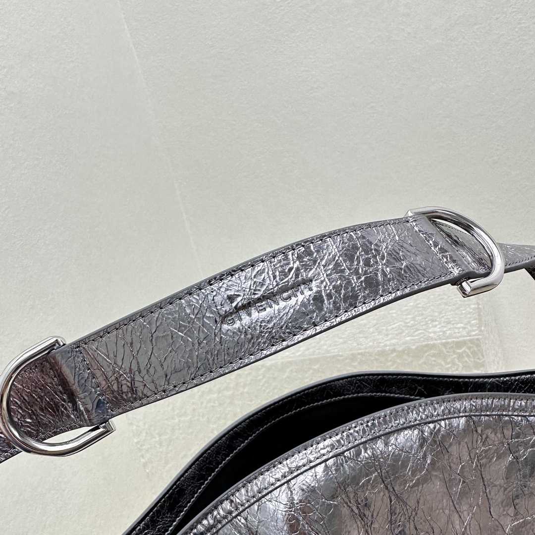 Givenchy Medium Voyou Bag In Laminated Leather(32-37-6.5cm) - PerfectKickZ