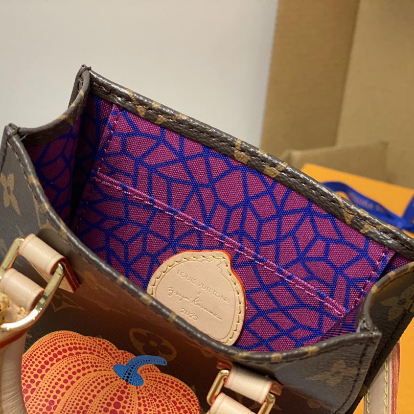 Louis Vuitton LV x YK Petit Sac Plat (14 x 17 x 5 cm)  M82112 - PerfectKickZ