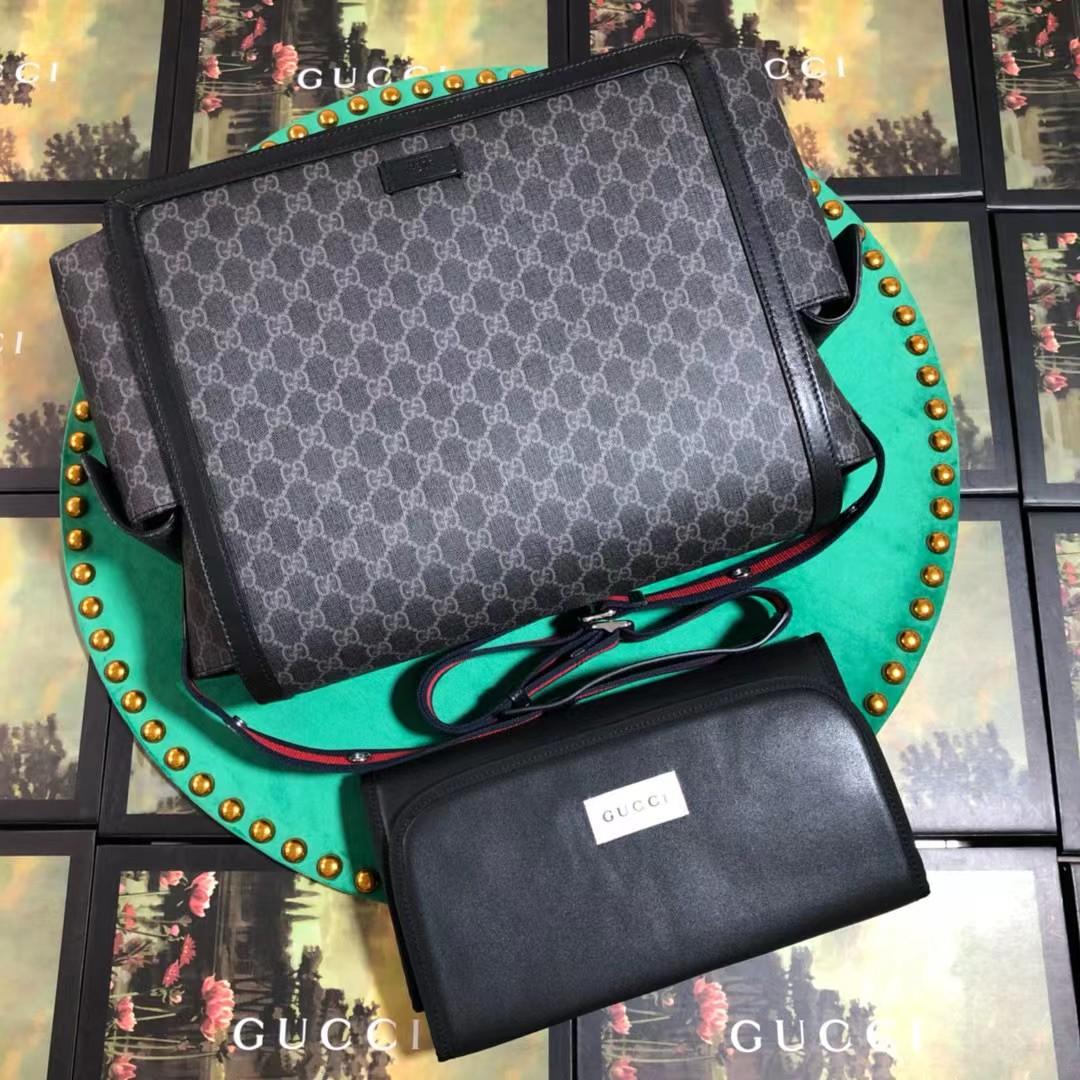 Gucci GG Supreme Diaper Bag(44-28-14cm) - PerfectKickZ