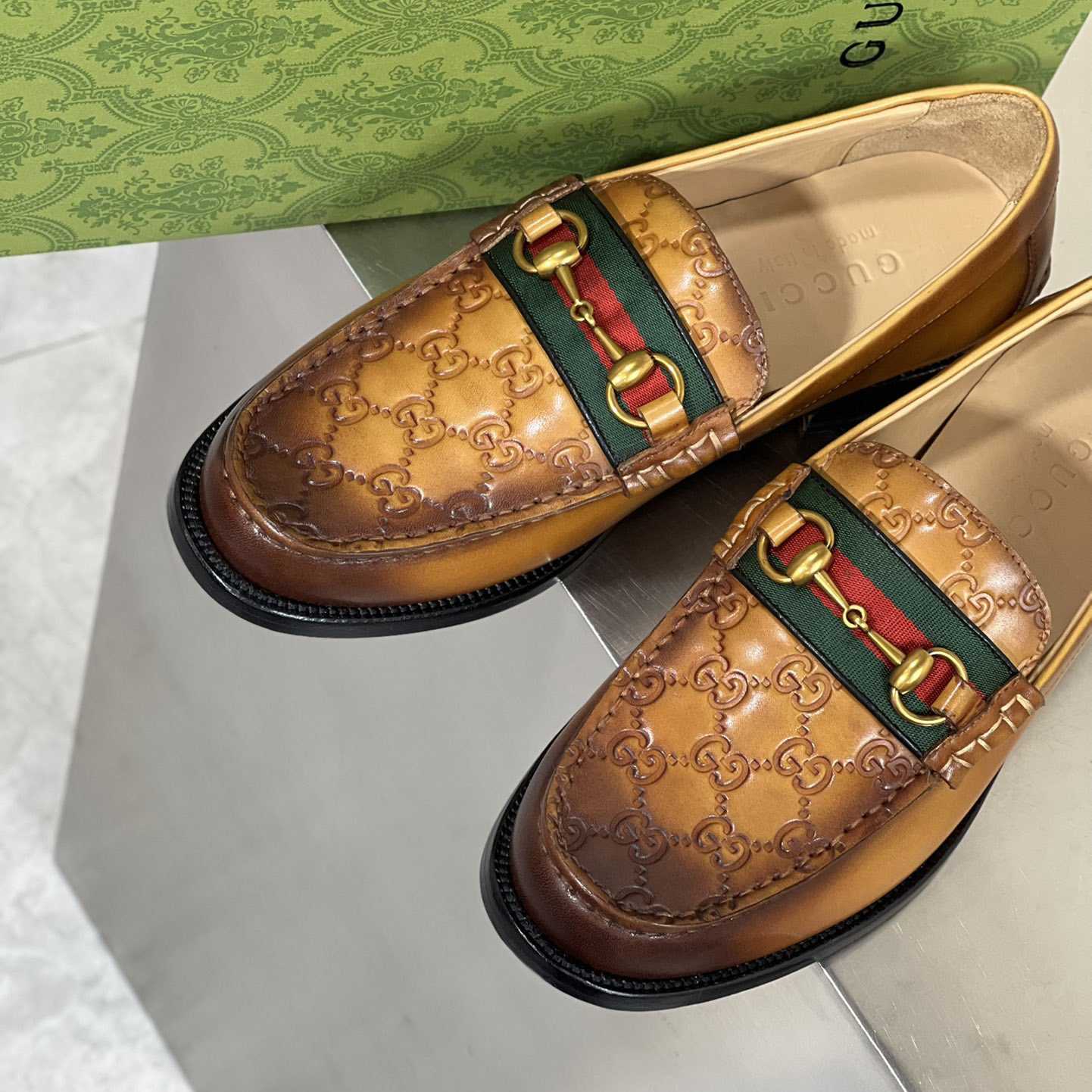 Gucci Men's Loafer With Horsebit - 