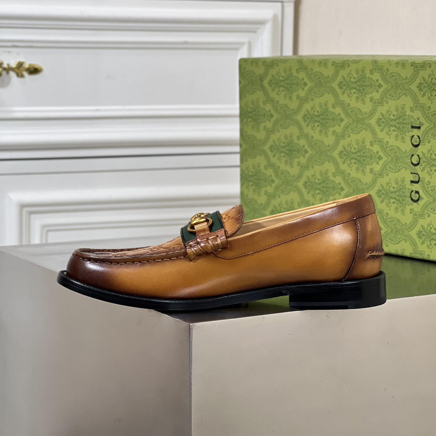 Gucci Men's Loafer With Horsebit - 