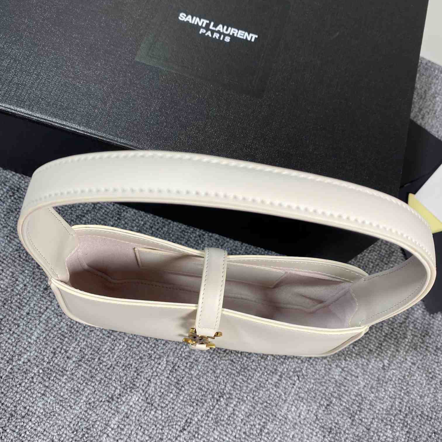 Saint Laurent Le 5 À 7 In Smooth Leather - PerfectKickZ