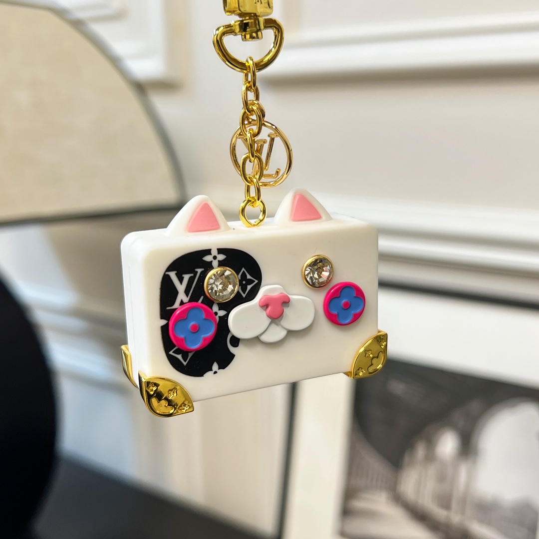 Louis Vuitton Catrunk Keyring   M00825 - PerfectKickZ