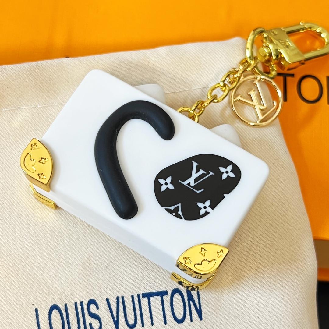 Louis Vuitton Catrunk Keyring   M00825 - PerfectKickZ