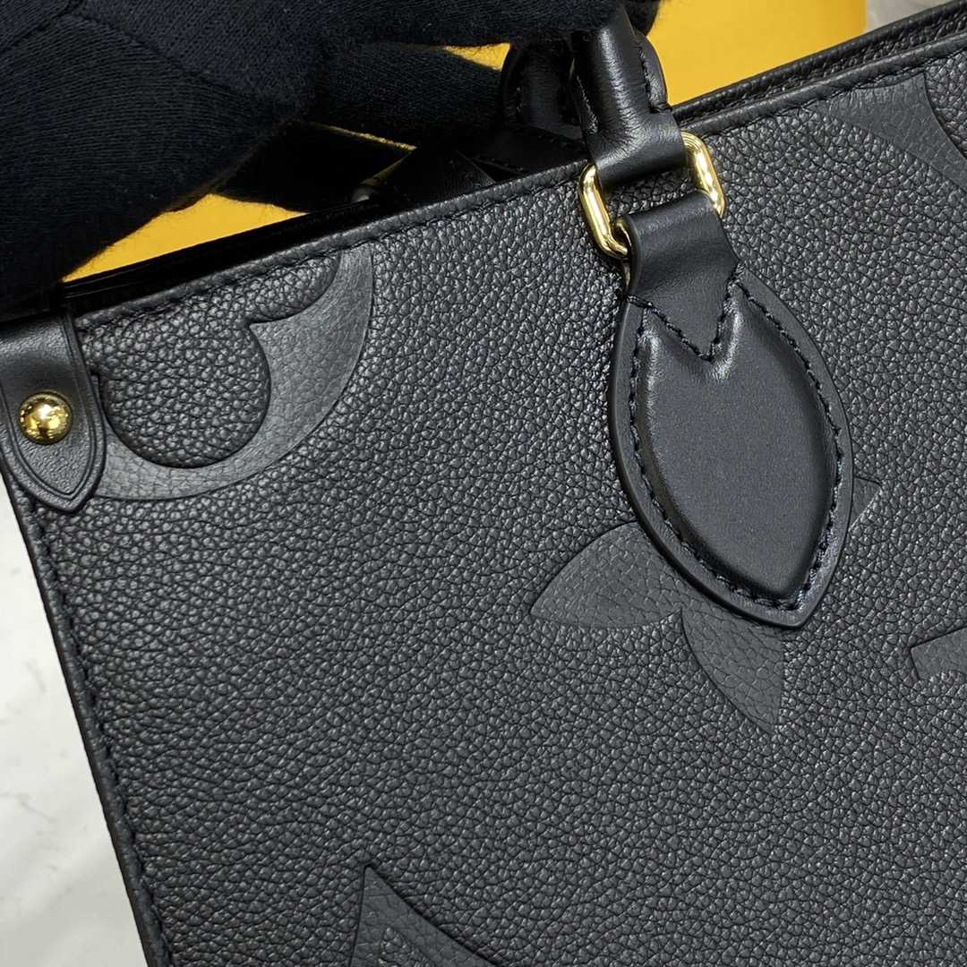 Louis Vuitton OnTheGo MM Tote Bag(34-26-13cm)  M45595 - PerfectKickZ