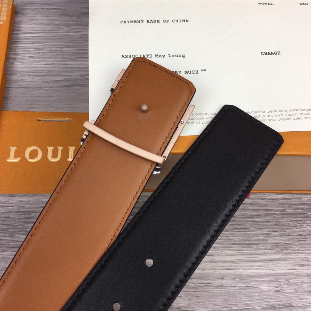 Louis Vuitton LV Shape 40MM Reversible Belt - PerfectKickZ
