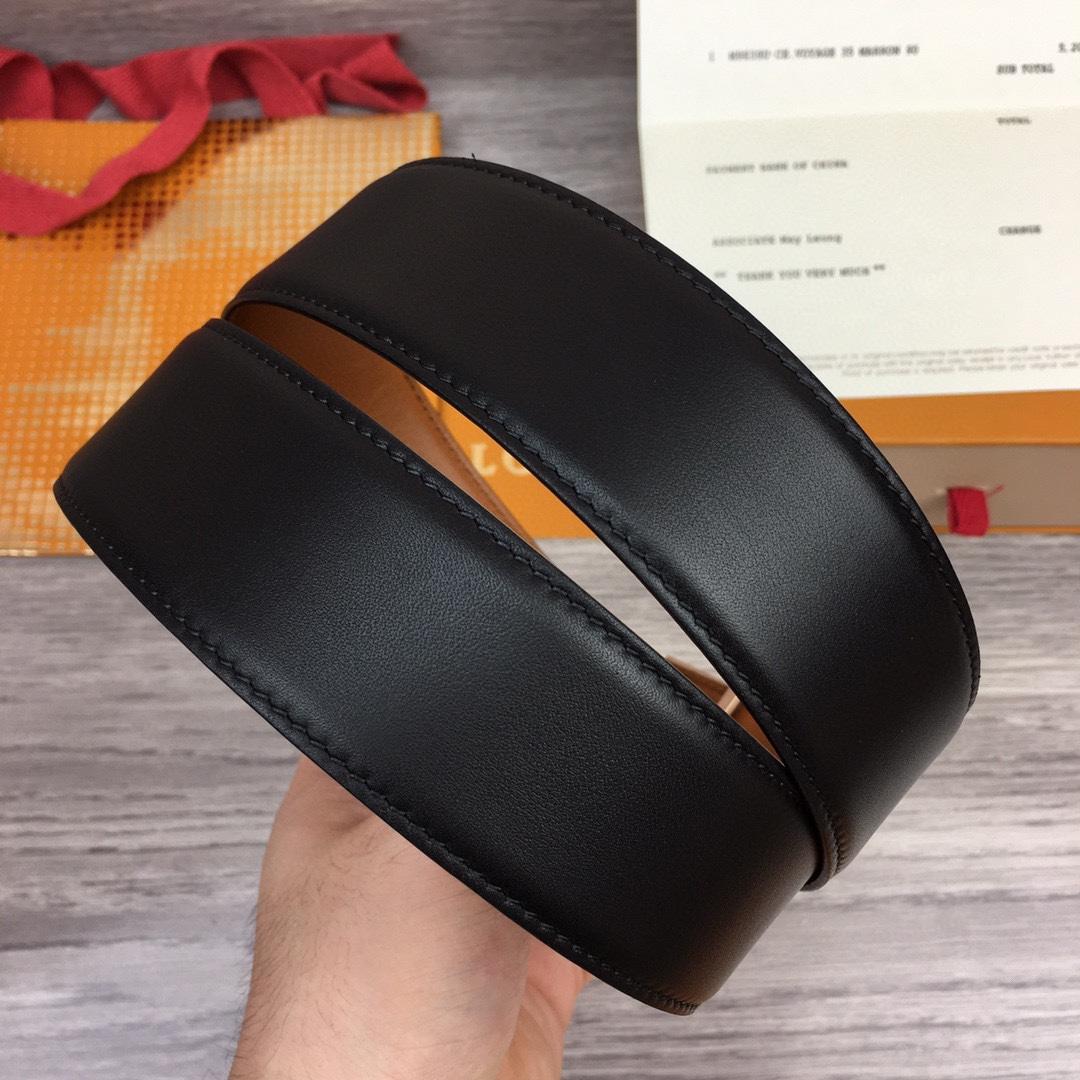 Louis Vuitton LV Shape 40MM Reversible Belt - PerfectKickZ