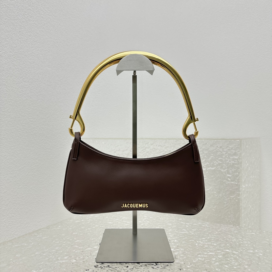 Jacquemus Le Bisou Mousqueton Carabiner Strap Shoulder Bag - PerfectKickZ