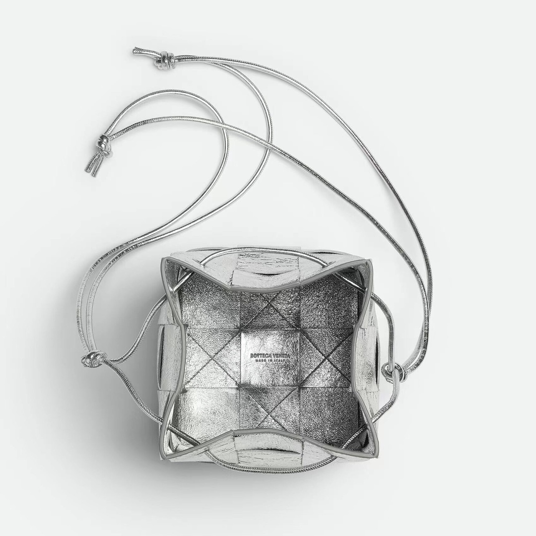 Bottega Veneta Small Cassette Cross-Body Bucket - PerfectKickZ