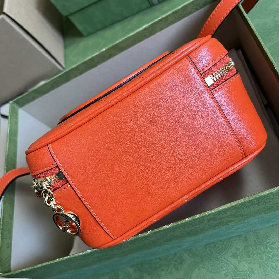 Gucci Blondie Top Handle Bag (17-15-9cm) - 