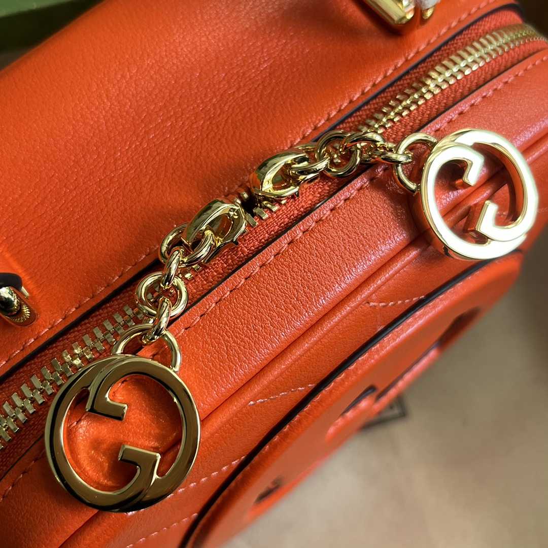 Gucci Blondie Top Handle Bag (17-15-9cm) - 