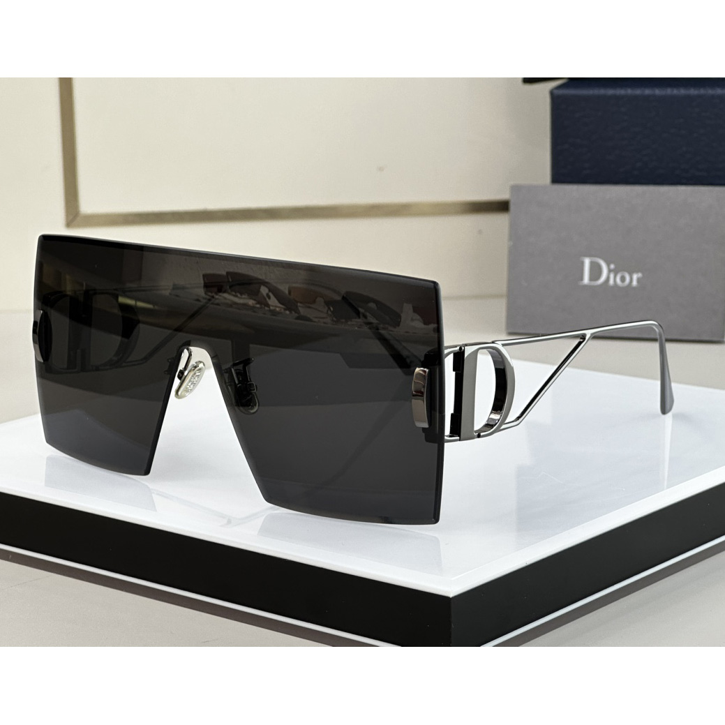Dior 30Montaigne M1U Sunglasses - PerfectKickZ