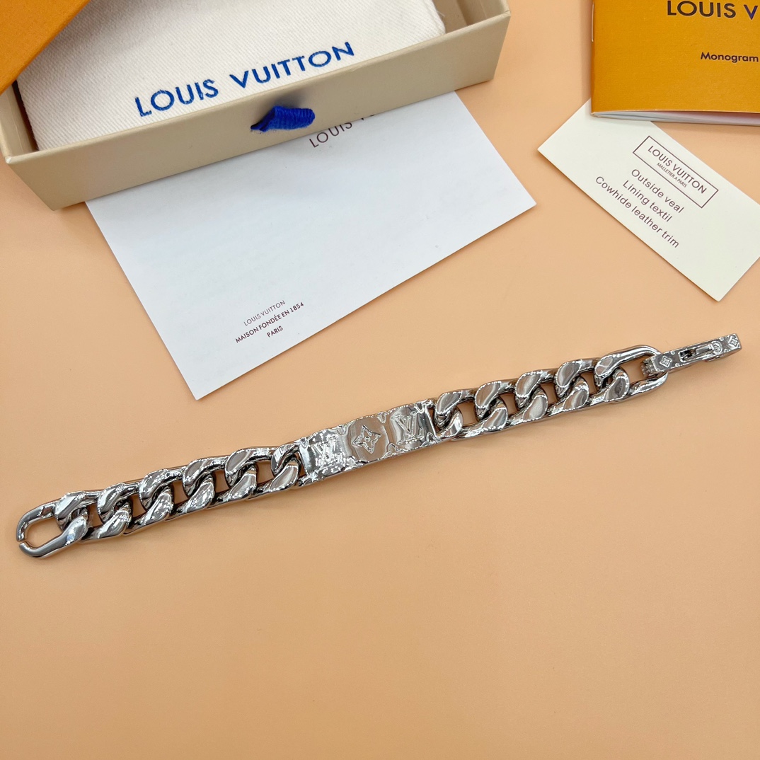 Louis Vuitton Monogram Chain Bracelet   M00855 - PerfectKickZ