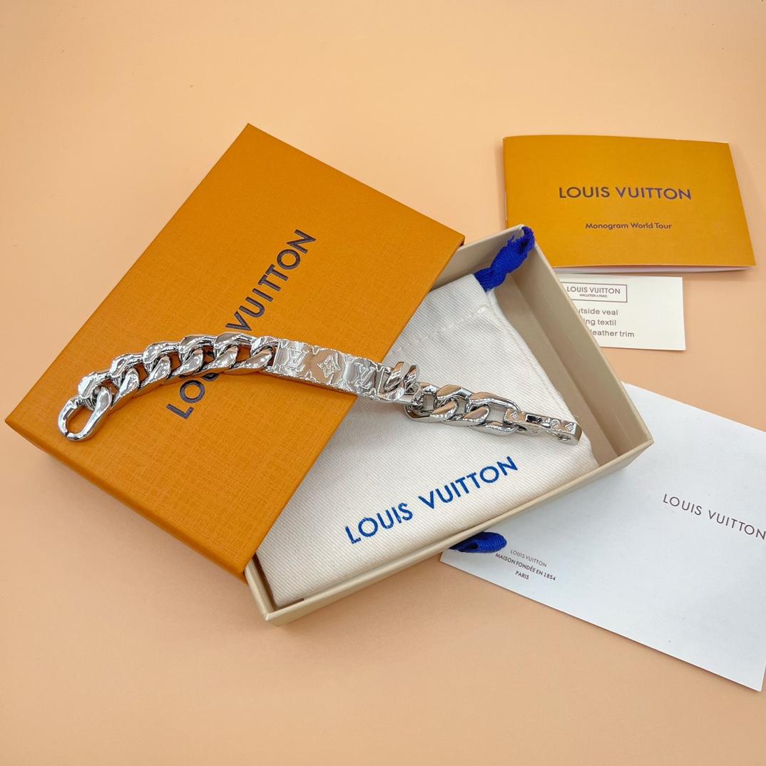 Louis Vuitton Monogram Chain Bracelet   M00855 - PerfectKickZ