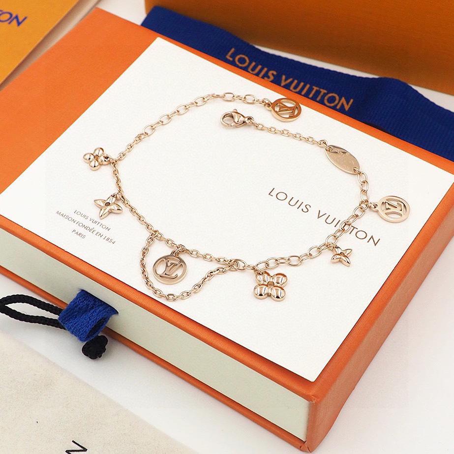 Louis Vuitton Blooming Supple Bracelet   M64858 - PerfectKickZ
