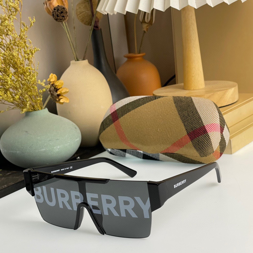 Burberry Logo Lens D-frame Sunglasses    BE4291 - PerfectKickZ