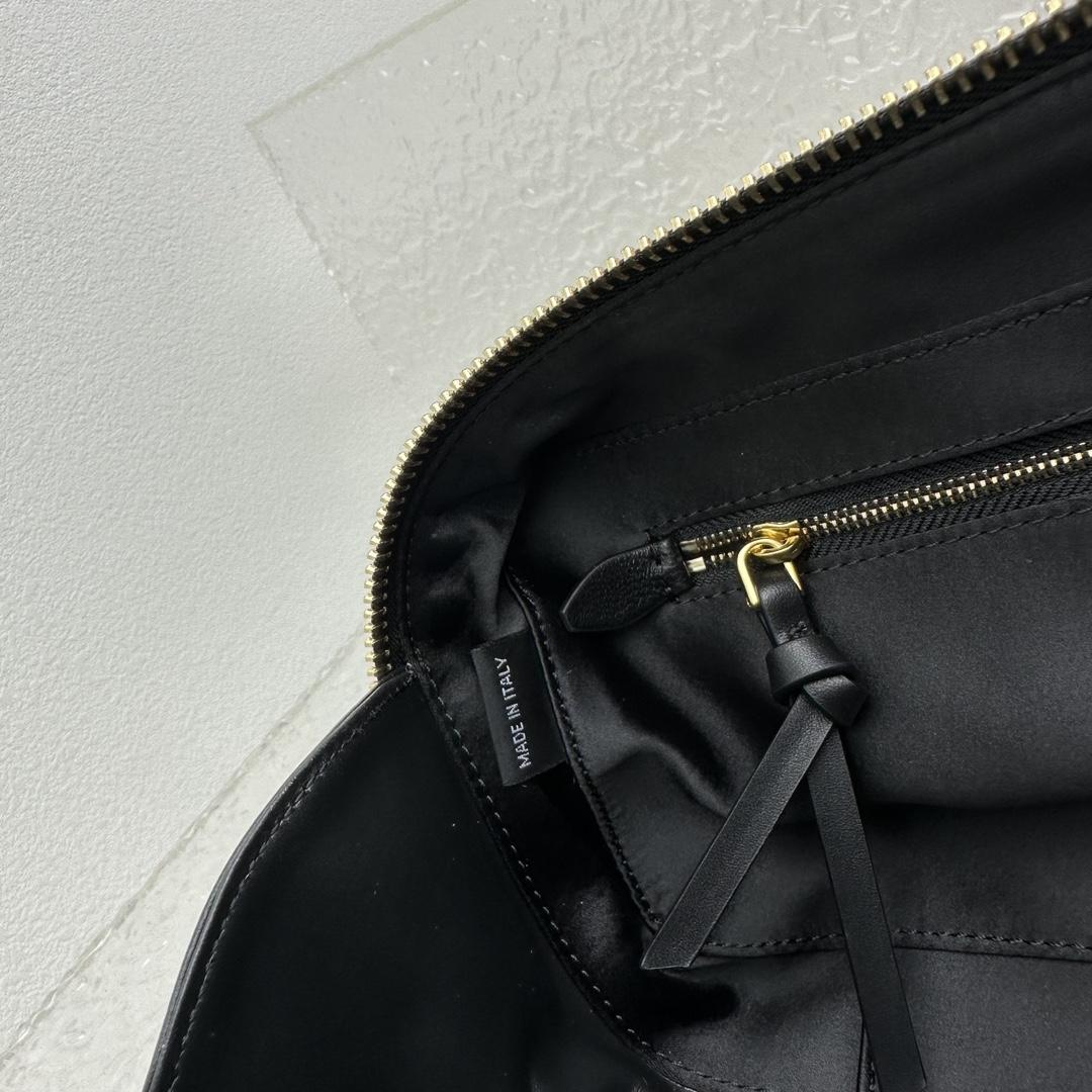 Miu Miu Leather Top-handle Bag - PerfectKickZ