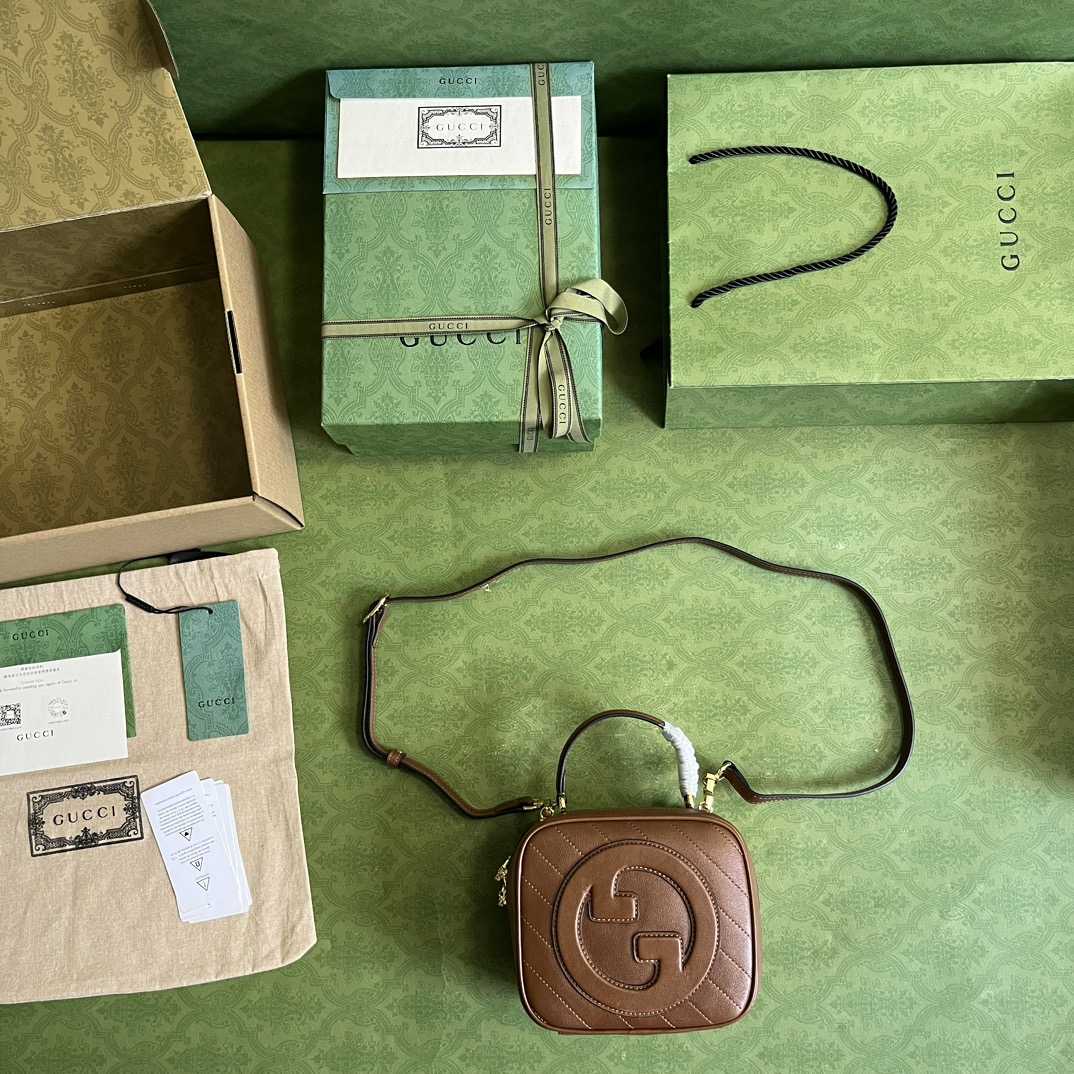 Gucci Blondie Top Handle Bag (17-15-9cm) - PerfectKickZ