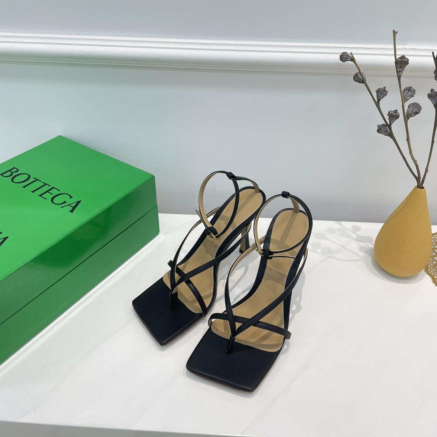 Bottega Veneta Stretch Strap Sandal - PerfectKickZ