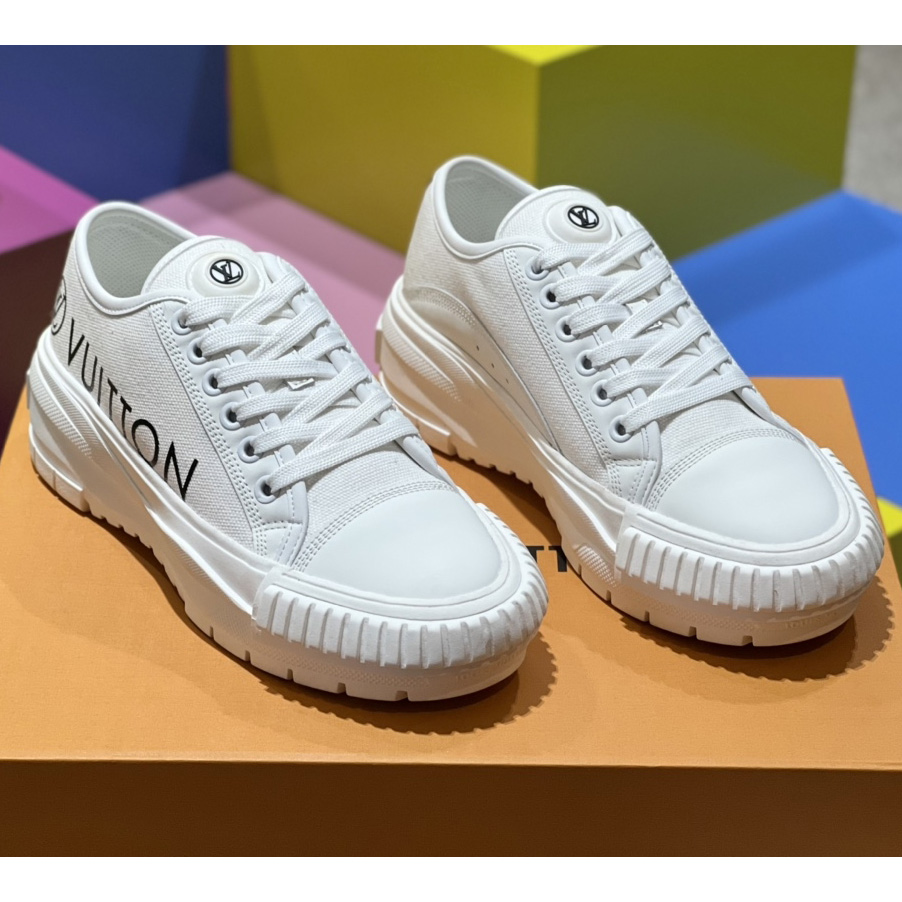 Louis Vuitton LV Squad Sneakers - 