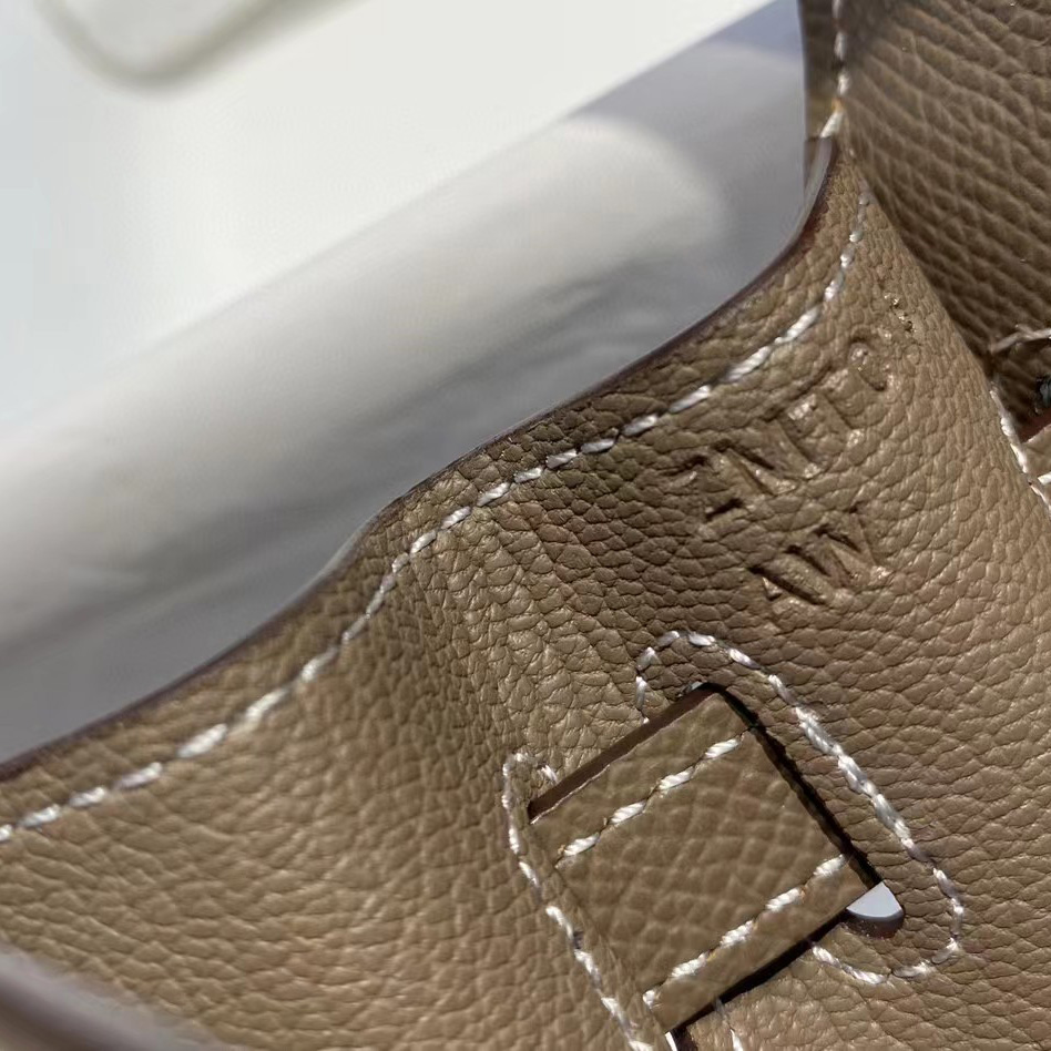 Hermes Kelly 25 Handbag (25-17-7cm) - PerfectKickZ