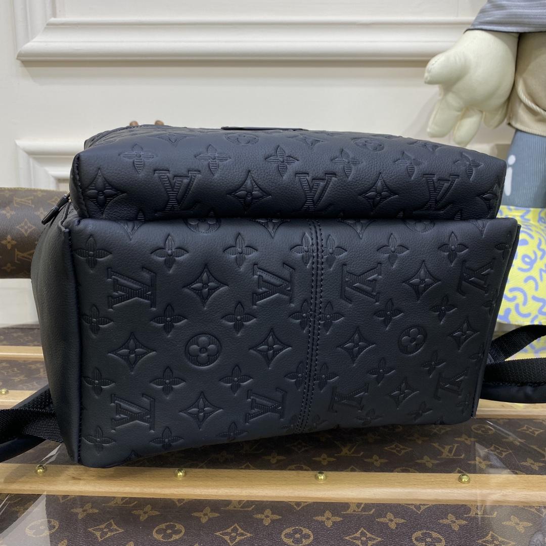 Louis Vuitton Discovery Backpack (29*38*20cm)    M46553 - PerfectKickZ