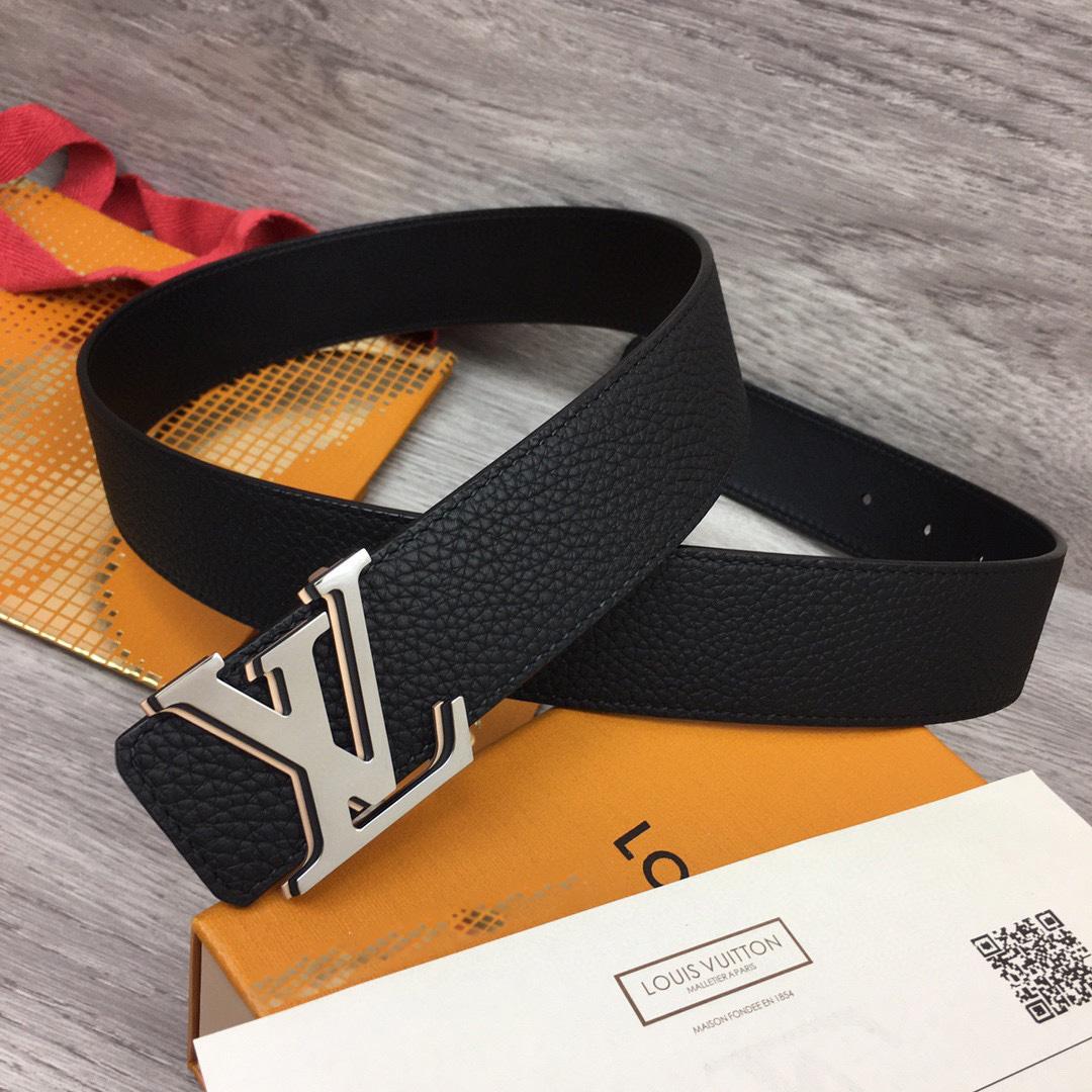 Louis Vuitton LV Shape 40MM Reversible Belt - PerfectKickZ