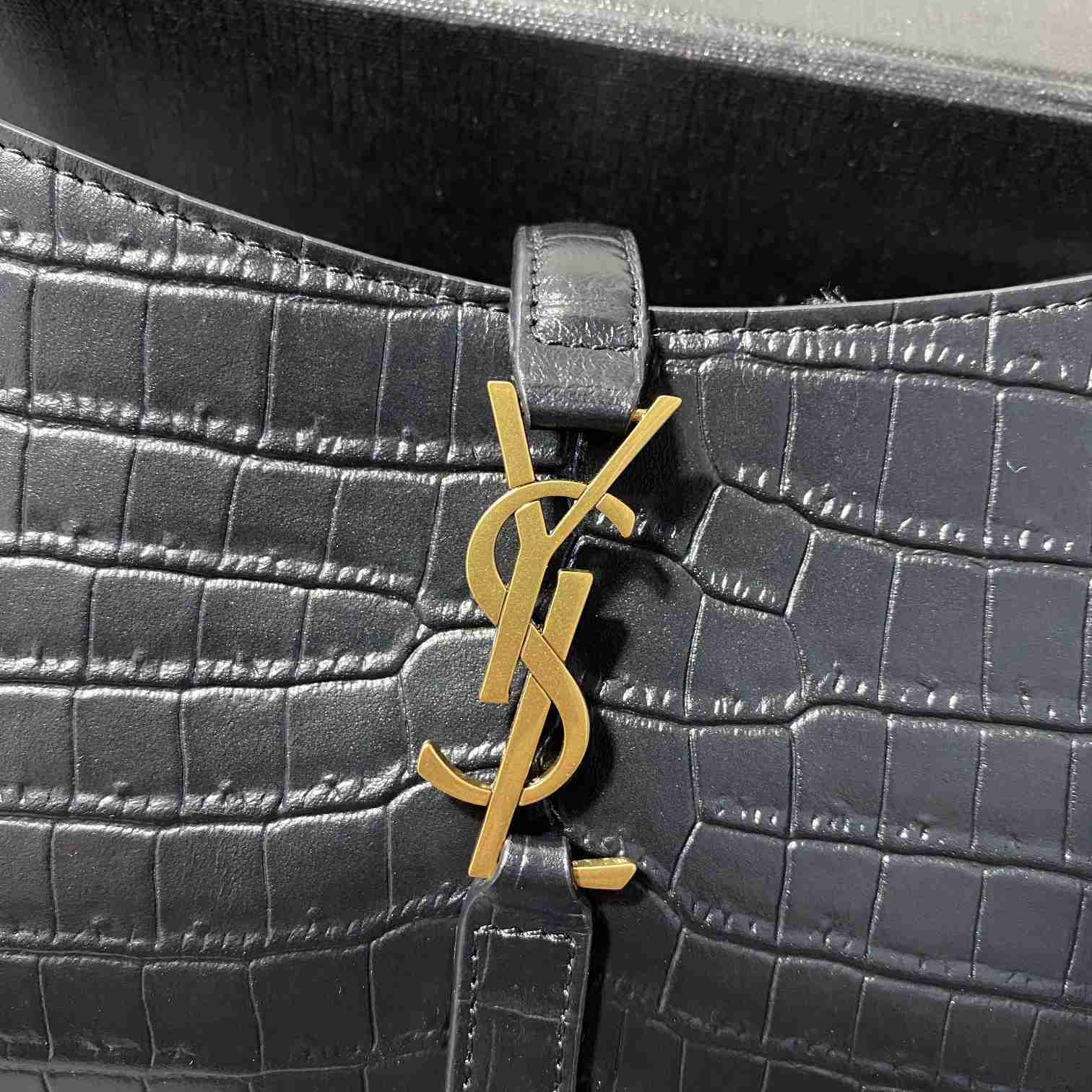 Saint Laurent 5A7 Crocodile-embossed Shoulder Bag(19x12.5x4.5) - 