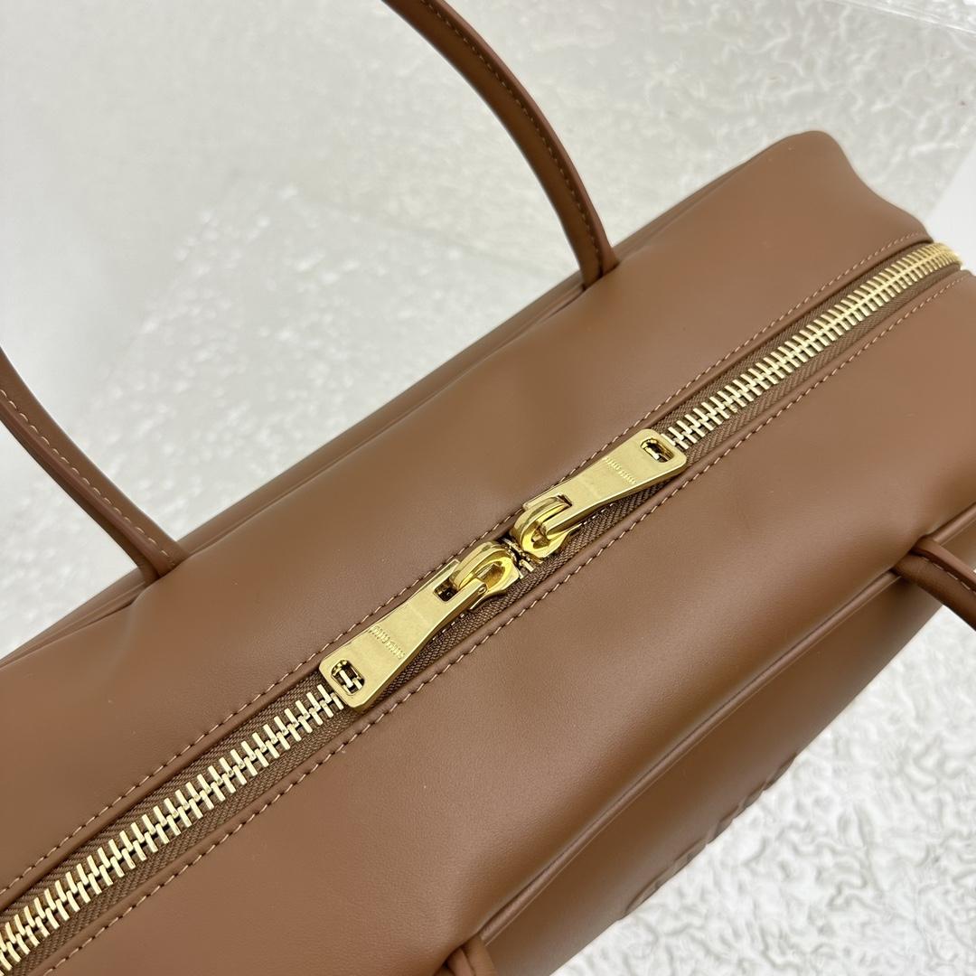Miu Miu Leather Top-handle Bag - PerfectKickZ